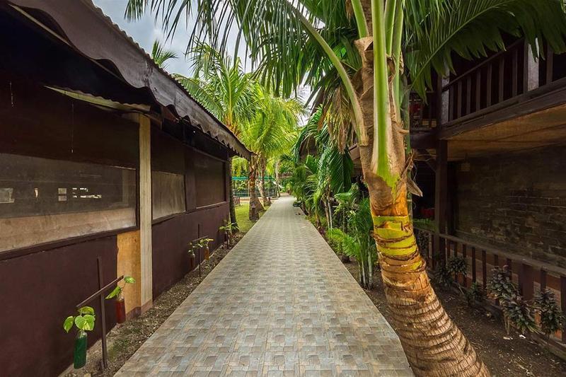 Symphony Palms Beach Resort And Spa Govind Nagar Exteriér fotografie