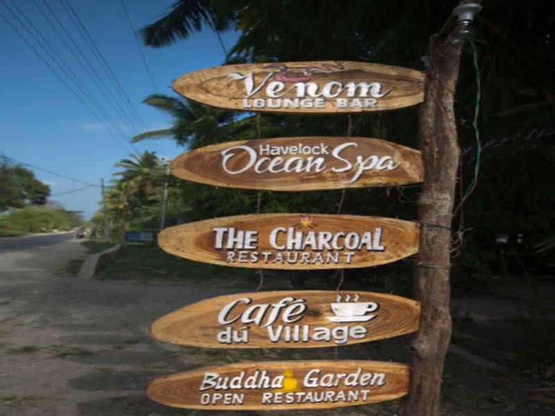 Symphony Palms Beach Resort And Spa Govind Nagar Exteriér fotografie
