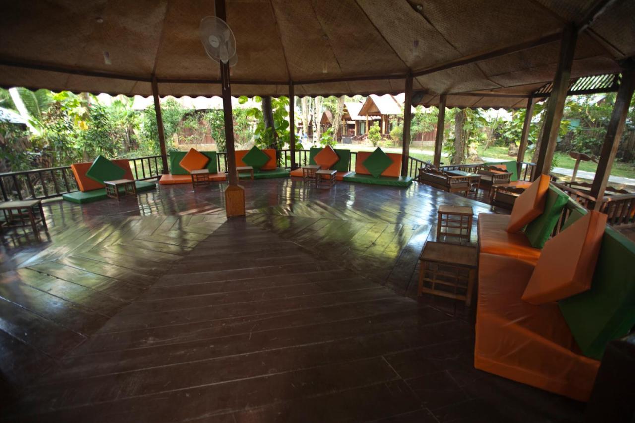 Symphony Palms Beach Resort And Spa Govind Nagar Exteriér fotografie